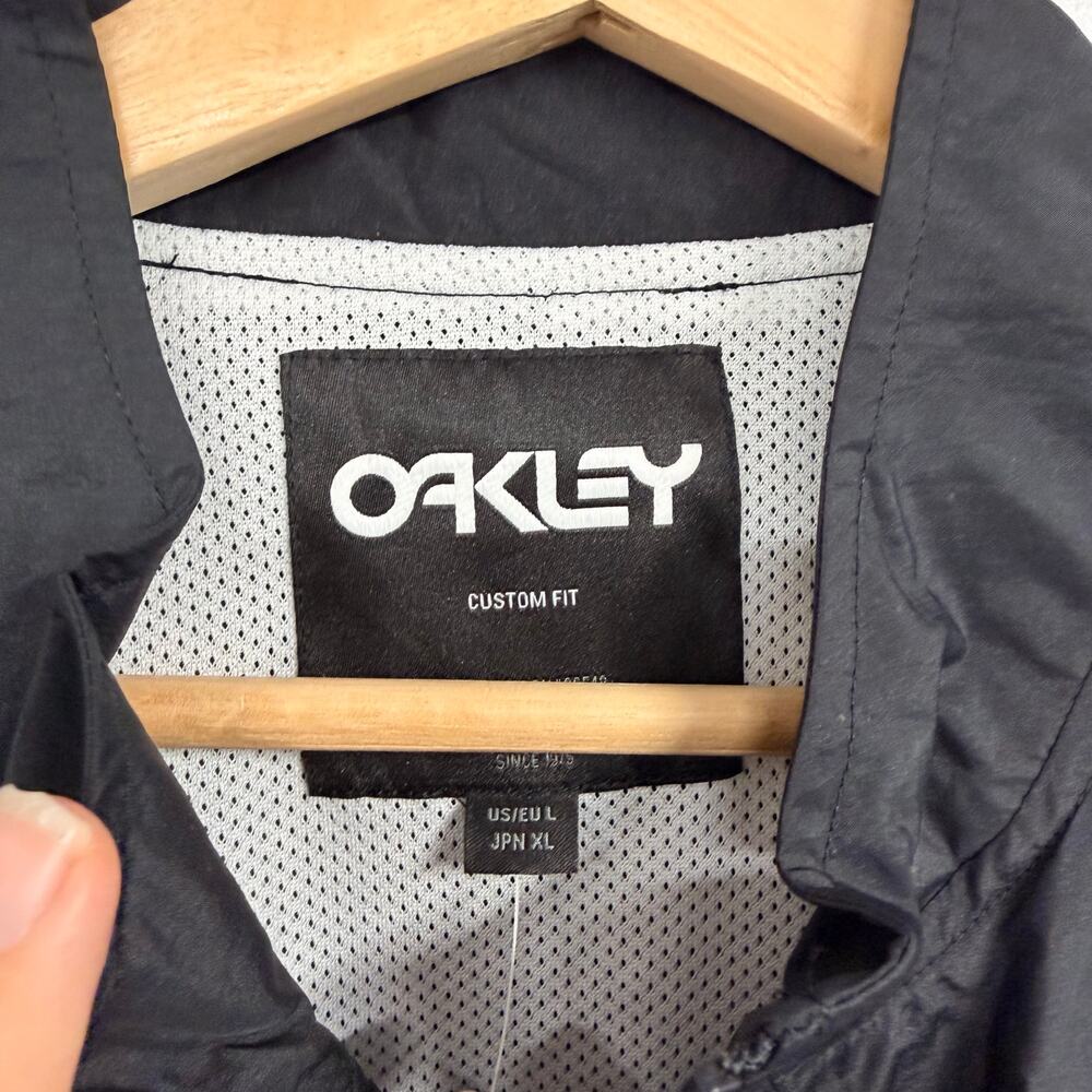 NWT Oakley Nylon Track Jacket Blackout Colorblock Windbreaker Men's SZ LARGE NEW - Picture 6 of 8